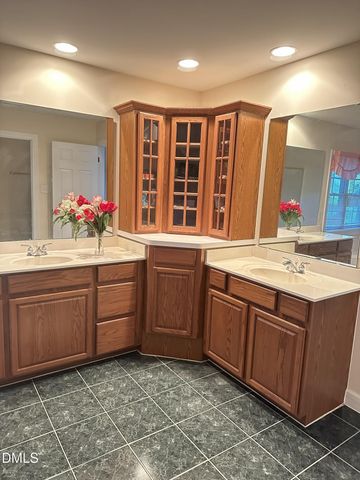 303 Rowe Road, Chapel Hill, NC 27516