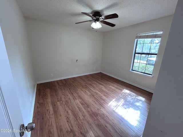 200 Glen Meadows Circle, Brunswick, GA 31523