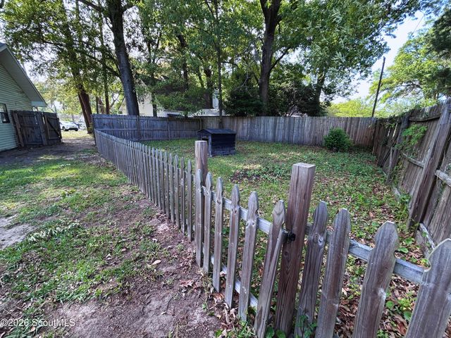 200 Glen Meadows Circle, Brunswick, GA 31523