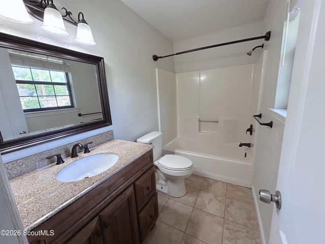 200 Glen Meadows Circle, Brunswick, GA 31523