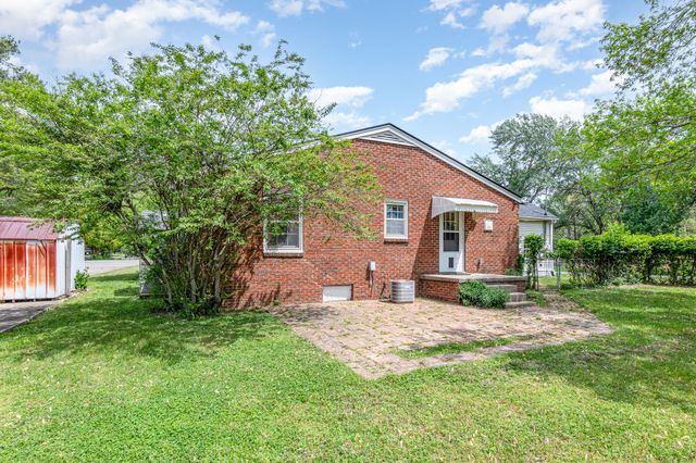 740 Kleeman Dr, Clarksville, TN 37040