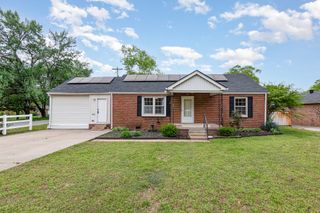 740 Kleeman Dr, Clarksville, TN 37040