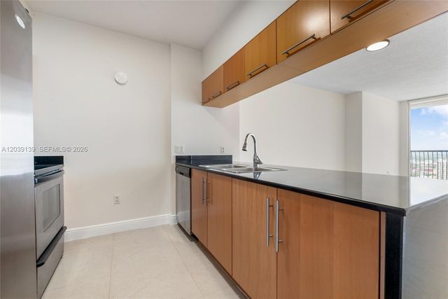 1750 N Bayshore Dr 4811, Miami, FL 33132