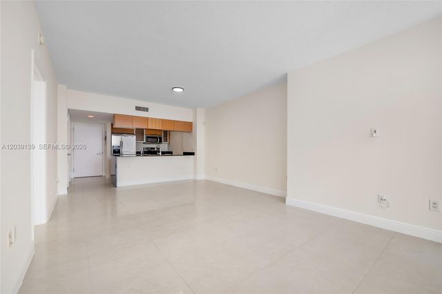 1750 N Bayshore Dr 4811, Miami, FL 33132