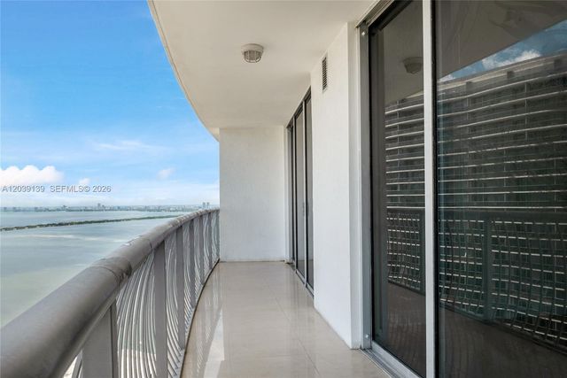 1750 N Bayshore Dr 4811, Miami, FL 33132