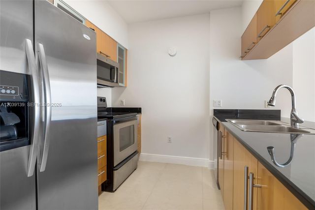 1750 N Bayshore Dr 4811, Miami, FL 33132