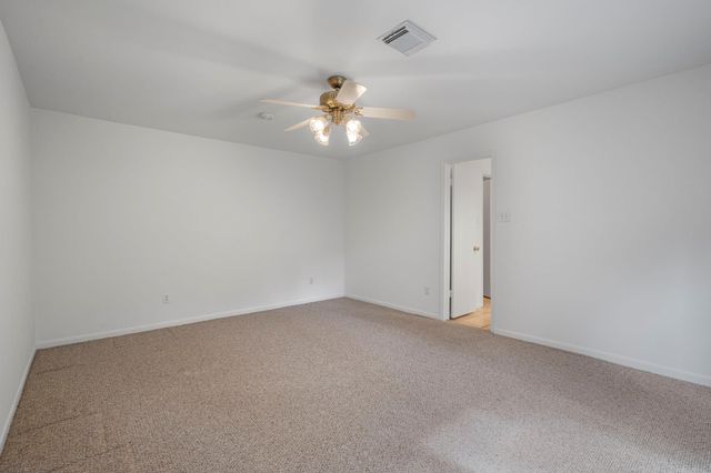 11306 Ella Lee Lane, Houston, TX 77077