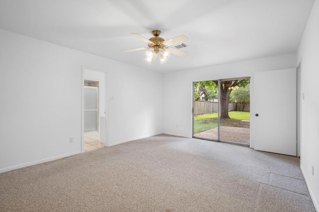 11306 Ella Lee Lane, Houston, TX 77077