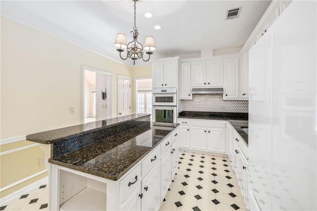 3374 Floral Court, Suwanee, GA 30024