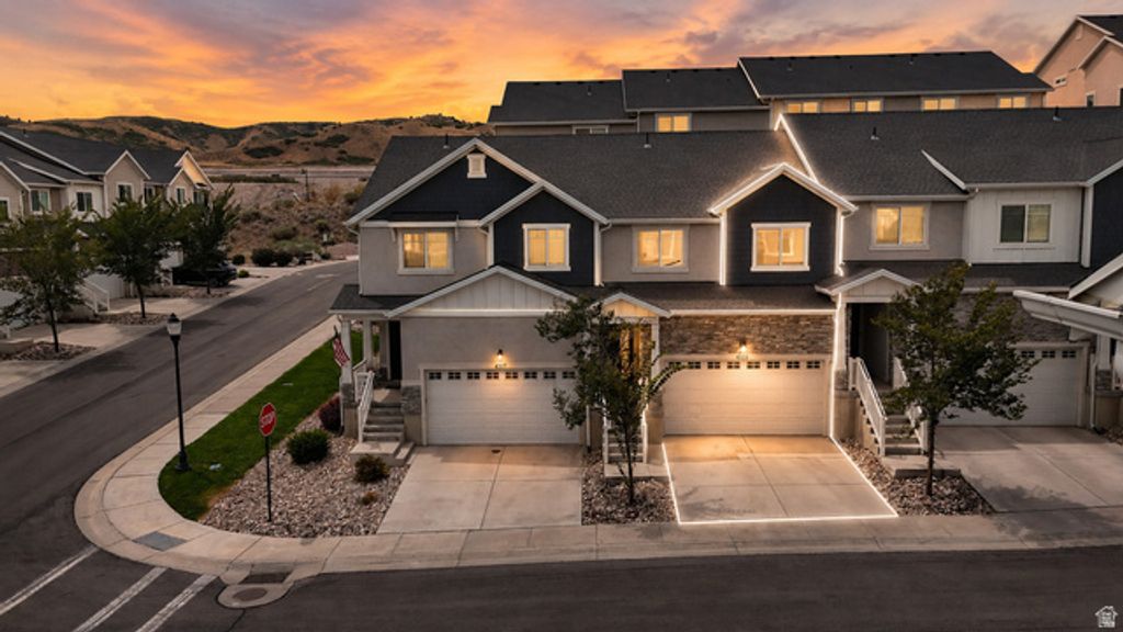 4333 W BRONSON LN #26, Herriman, UT 84096 — exterior