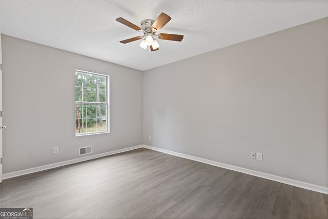 216 Highland Drive, Mcdonough, GA 30253