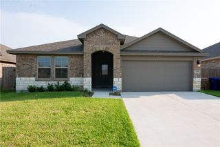 7229 Adler Dr, Corpus Christi, TX 78414