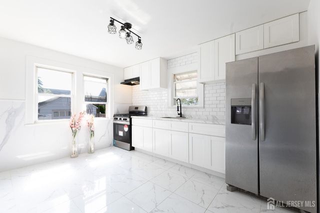 18 Cypress Street, Carteret, NJ 07008