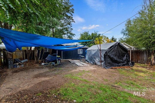 1908 S Atlantic, Boise, ID 83705