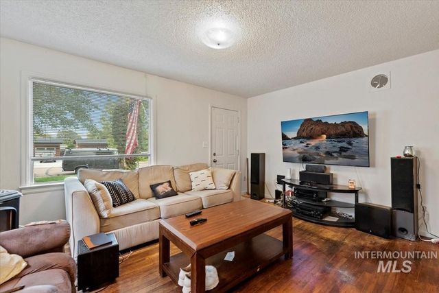 1908 S Atlantic, Boise, ID 83705