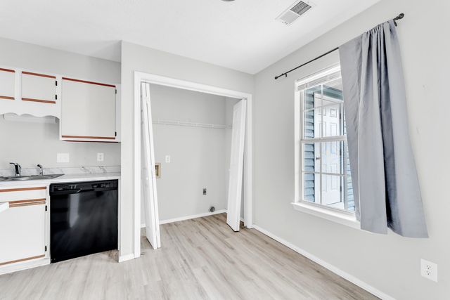 110 Kimberling Shores Lane 4, Kimberling City, MO 65686