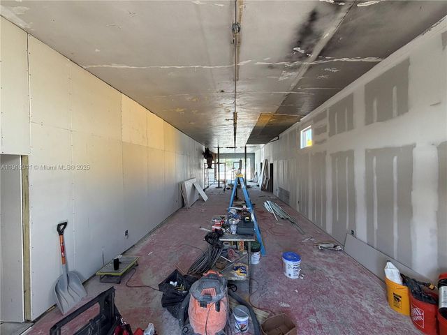 3101 NW 27th Ave, Miami, FL 33142