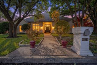 6625 Meadows West Drive S, Fort Worth, TX 76132