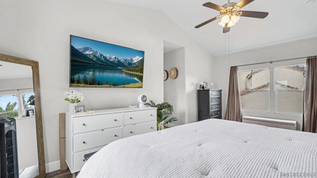 2042 Cherokee Lane, Escondido, CA 92026