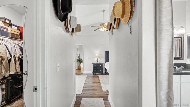 2042 Cherokee Lane, Escondido, CA 92026