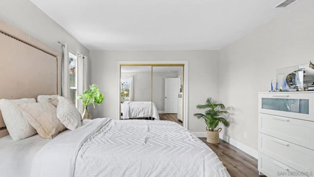 2042 Cherokee Lane, Escondido, CA 92026