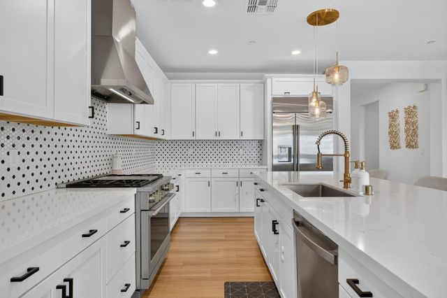 4603 Scenic Vista Dr, Folsom, CA 95630