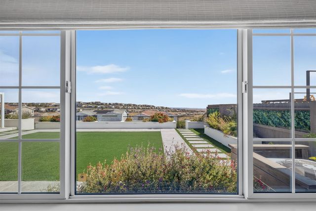 4603 Scenic Vista Dr, Folsom, CA 95630