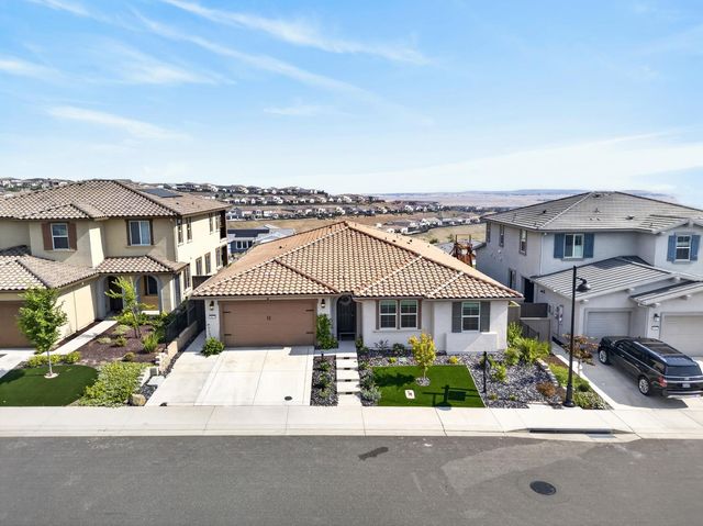 4603 Scenic Vista Dr, Folsom, CA 95630