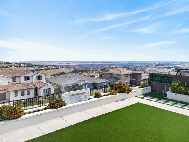 4603 Scenic Vista Dr, Folsom, CA 95630