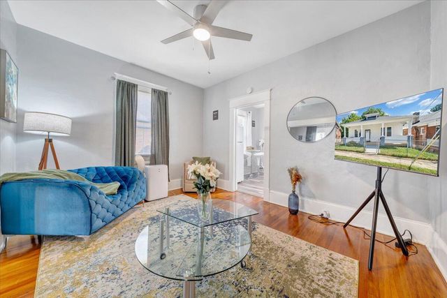 645 Montrose AVE, Roanoke, VA 24013