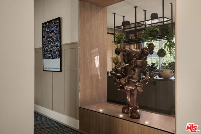 5330 Amestoy Avenue, Encino, CA 91316