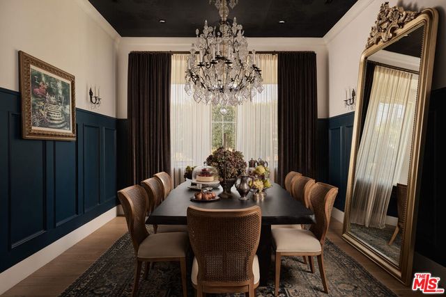 5330 Amestoy Avenue, Encino, CA 91316