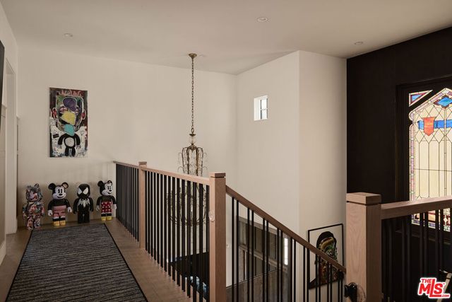 5330 Amestoy Avenue, Encino, CA 91316