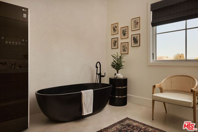 5330 Amestoy Avenue, Encino, CA 91316