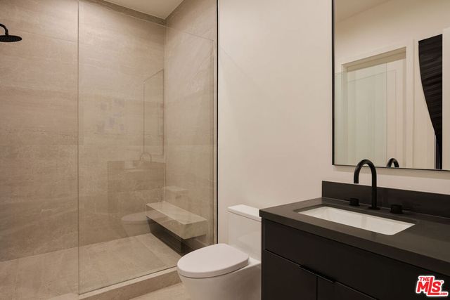 5330 Amestoy Avenue, Encino, CA 91316