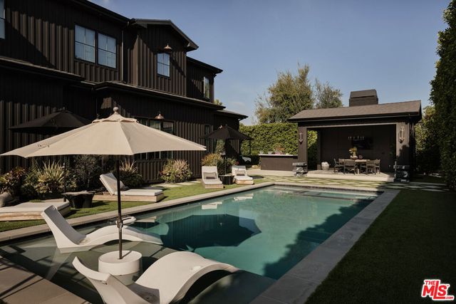 5330 Amestoy Avenue, Encino, CA 91316