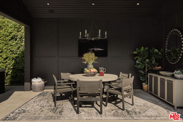 5330 Amestoy Avenue, Encino, CA 91316