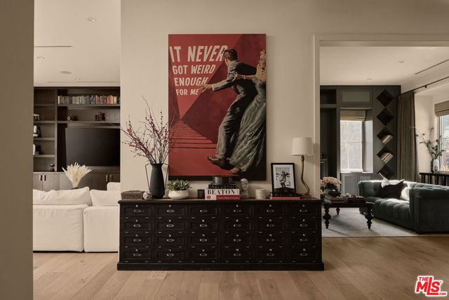 5330 Amestoy Avenue, Encino, CA 91316