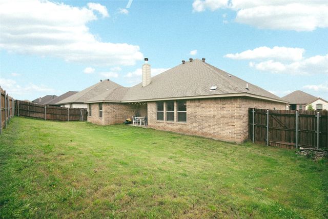 211 Rees Avenue, Godley, TX 76044