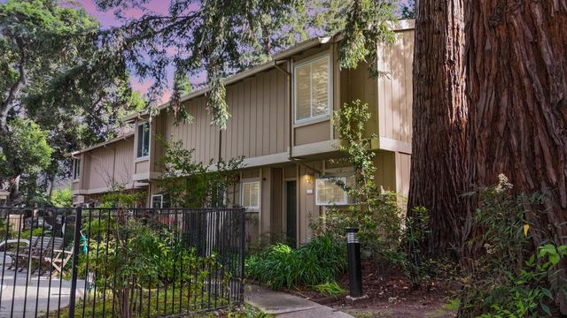 201 Flynn Avenue 13, Mountain View, CA 94043
