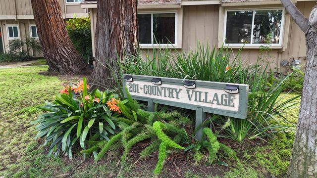 201 Flynn Avenue 13, Mountain View, CA 94043