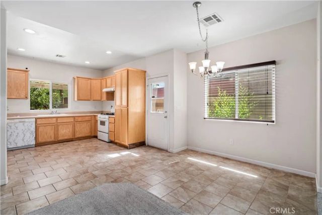1315 W Avenue I, Lancaster, CA 93534