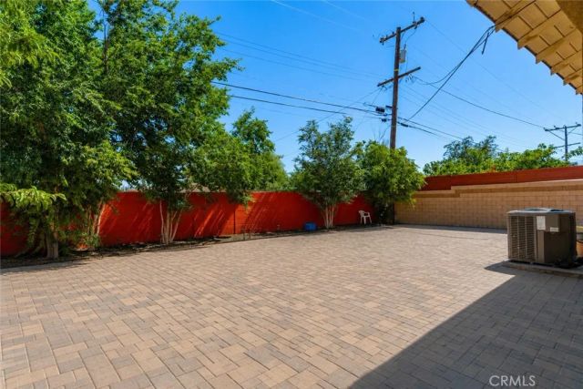 1315 W Avenue I, Lancaster, CA 93534