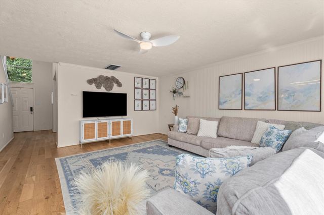 47 W Sage Creek Place, The Woodlands, TX 77382