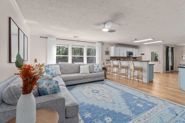 47 W Sage Creek Place, The Woodlands, TX 77382