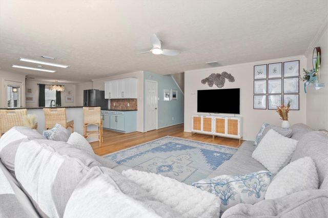 47 W Sage Creek Place, The Woodlands, TX 77382