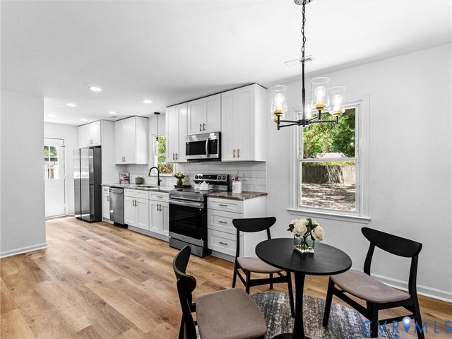 21304 Hampton Ave, Petersburg, VA 23803