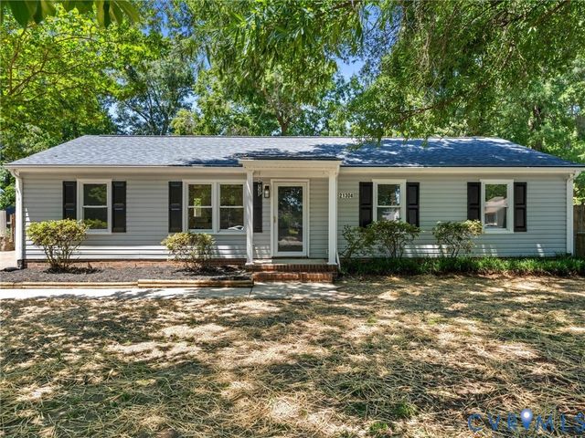 21304 Hampton Ave, Petersburg, VA 23803