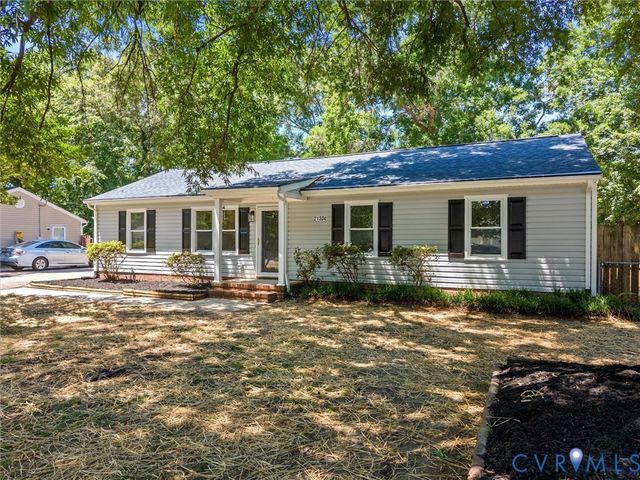 21304 Hampton Ave, Petersburg, VA 23803