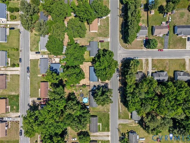 21304 Hampton Ave, Petersburg, VA 23803